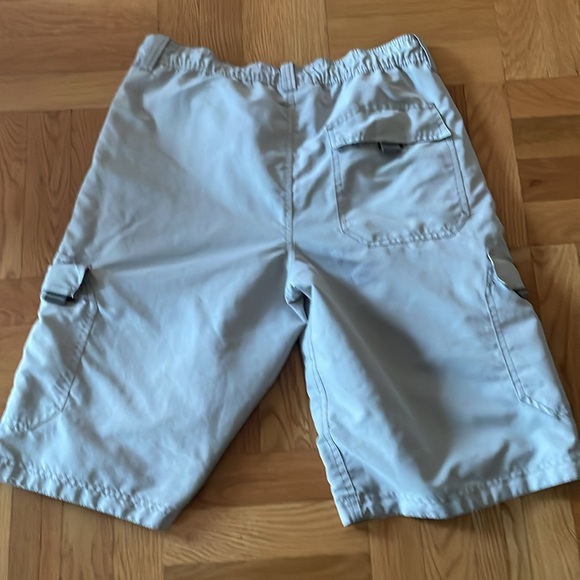 Type AP - 1 U. S. Surplus Men Short Size 16 1/2 “ & inseam is 12” - Picture 4 of 4